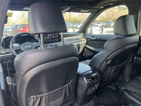 Used 2024 Hyundai Palisade Calligraphy image 31