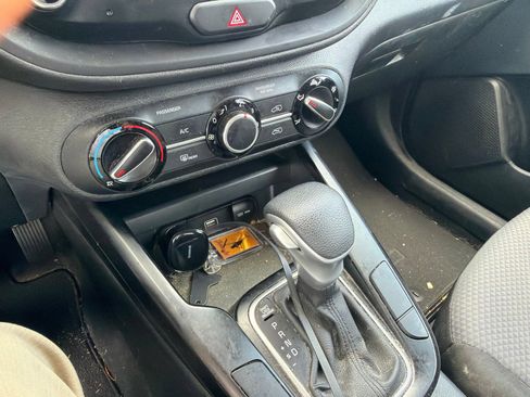 Used 2022 Kia Soul LX w/ Technology Package FWD image 13