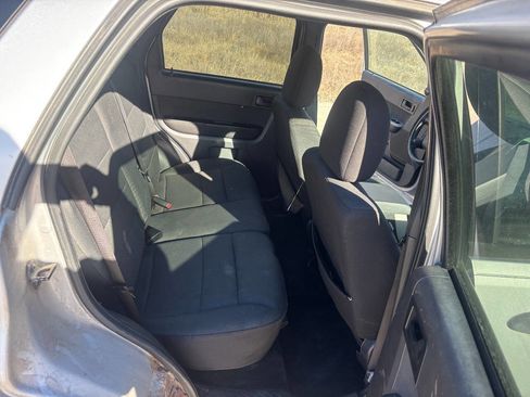 Used 2011 Ford Escape XLT image 14