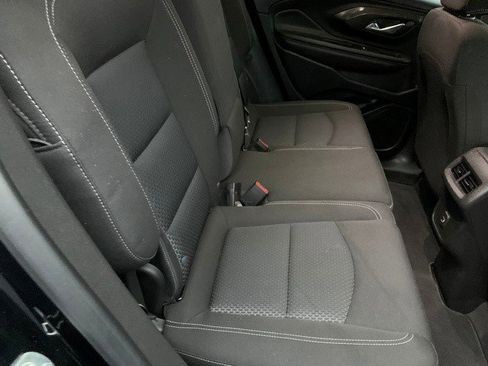 Certified 2022 GMC Terrain SLE w/ Driver Convenience Package image 13