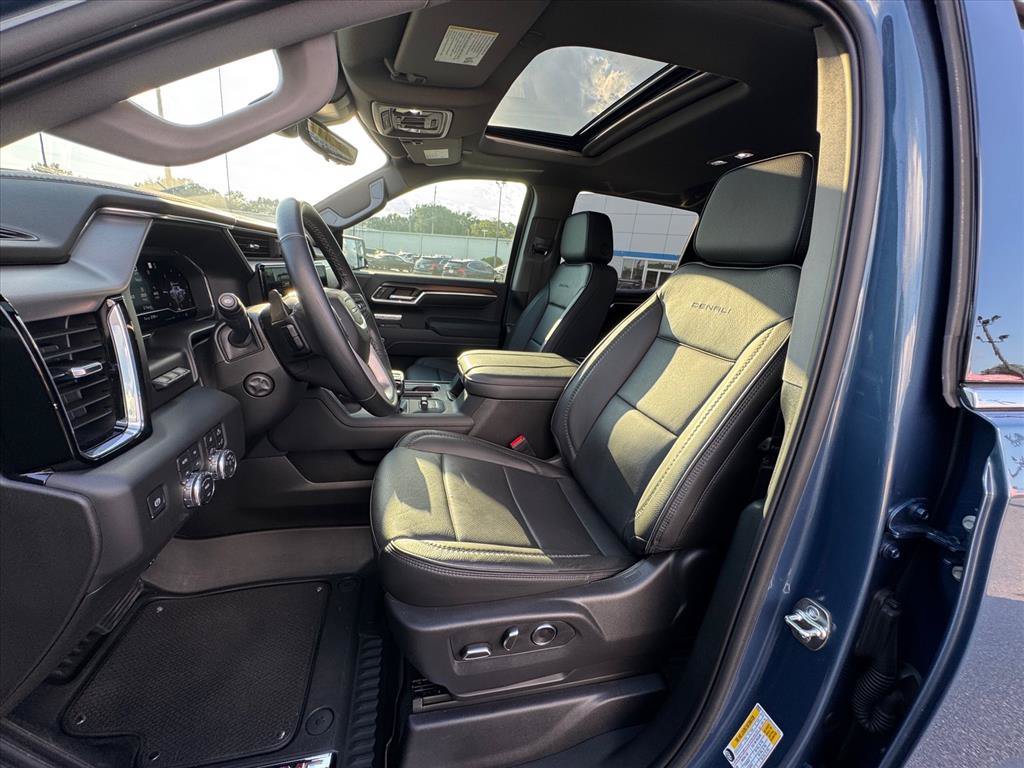 Used 2025 GMC Sierra 1500 Denali w/ Denali Reserve Package AWD/4WD image 18