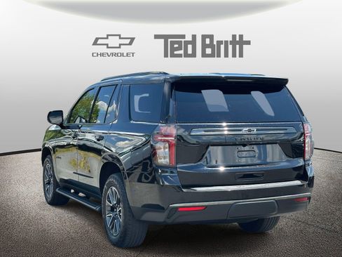 Used 2022 Chevrolet Tahoe Z71 w/ Luxury Package AWD/4WD image 6