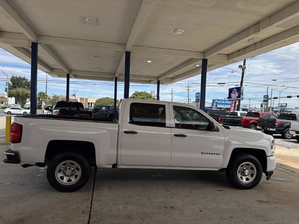 Used 2018 Chevrolet Silverado 1500 W/T w/ WT Convenience Package RWD image 9