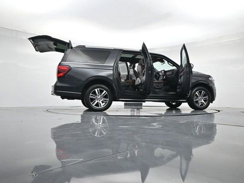 Used 2023 Ford Expedition Max Limited image 52