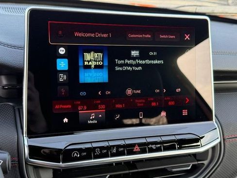 New 2026 Jeep Compass Trailhawk image 23