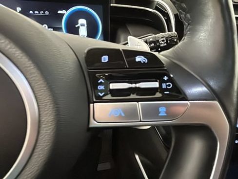 Certified 2023 Hyundai Tucson Limited AWD/4WD image 16