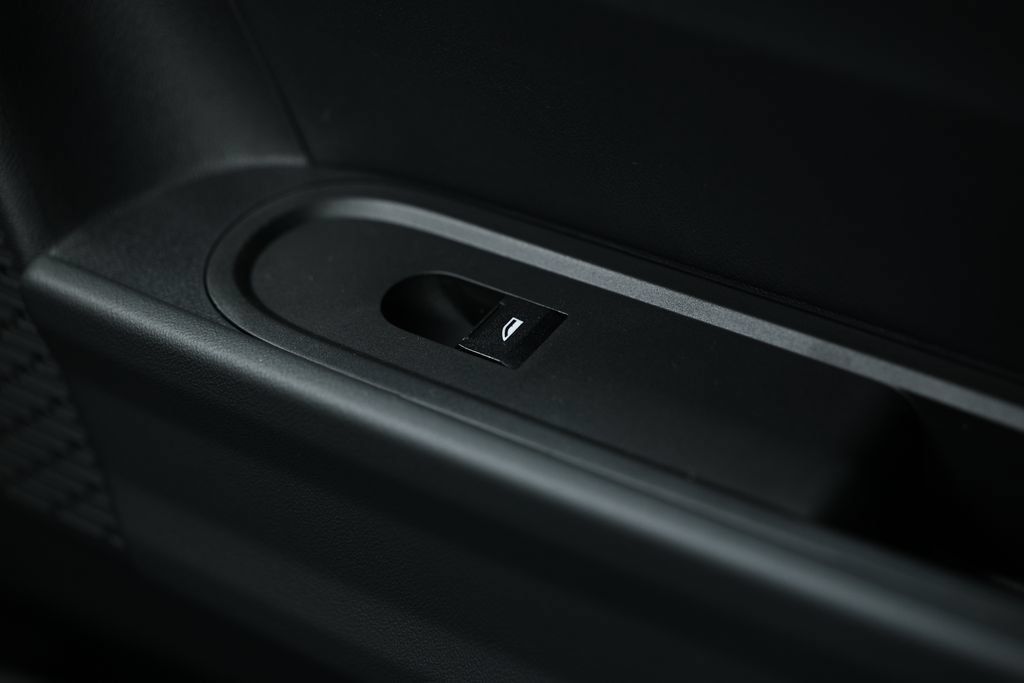 New 2026 MINI Cooper 2-Door Hardtop FWD image 41
