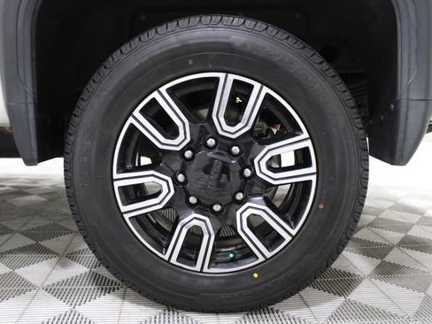 Used 2020 GMC Sierra 2500 AT4 w/ AT4 Premium Package image 35
