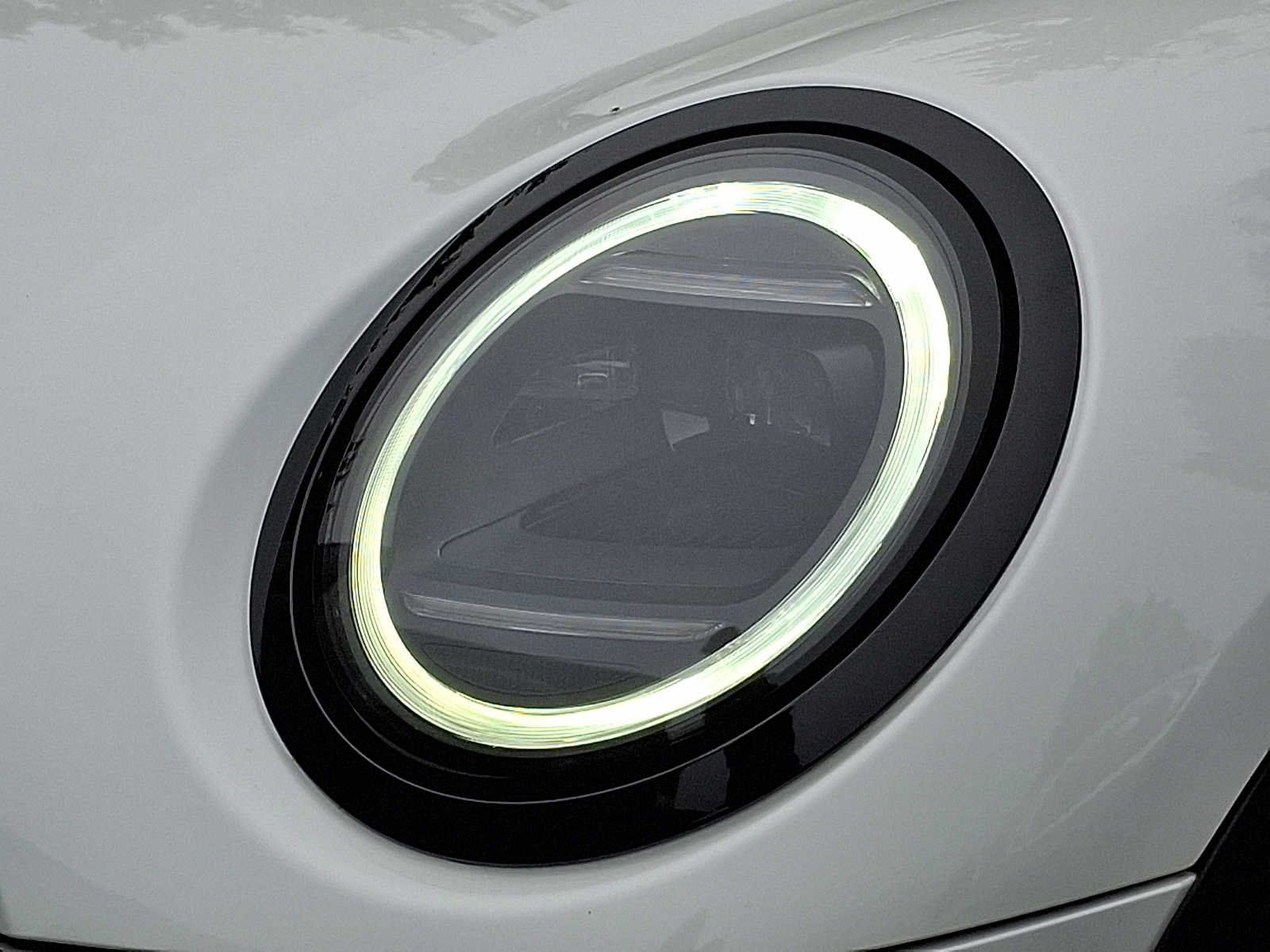 Used 2026 MINI Cooper 4-Door Hardtop FWD image 7