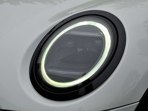 Used 2026 MINI Cooper 4-Door Hardtop FWD image 7