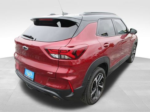 Certified 2022 Chevrolet TrailBlazer RS w/ Sun and Liftgate Package AWD/4WD image 5