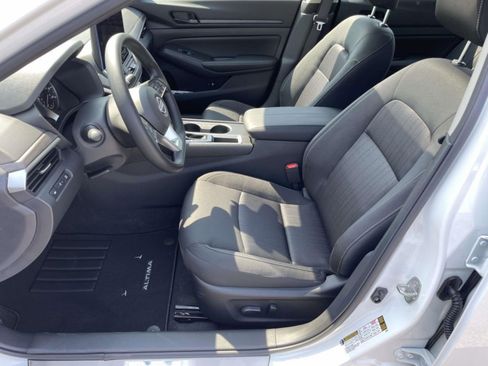 New 2026 Nissan Altima 2.5 SV w/ SV Special Edition Package FWD image 33