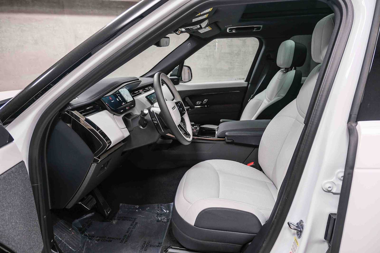 Used 2023 Land Rover Range Rover Sport SE Dynamic AWD/4WD image 19