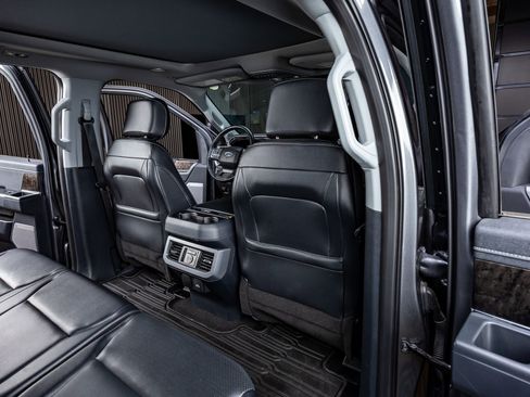 Used 2024 Ford F350 Lariat w/ Lariat Ultimate Package image 32