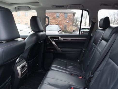 Used 2019 Lexus GX 460 Luxury image 33