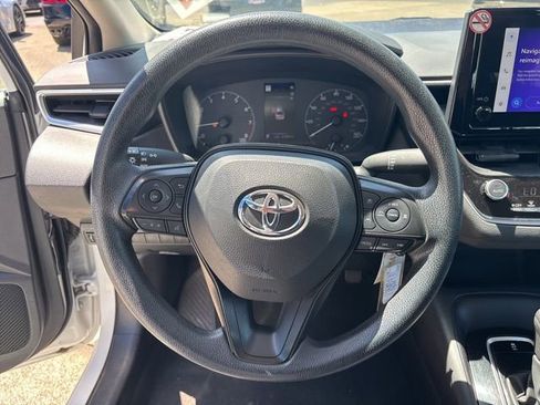 Used 2024 Toyota Corolla LE FWD image 15
