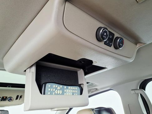 Used 2013 Nissan Armada Platinum w/ Platinum Reserve Pkg RWD image 14