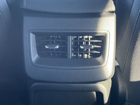 New 2026 Chevrolet Equinox EV LT image 18