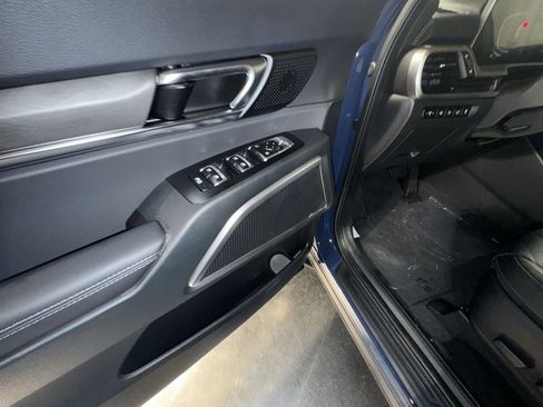 Certified 2025 Kia Telluride AWD image 20