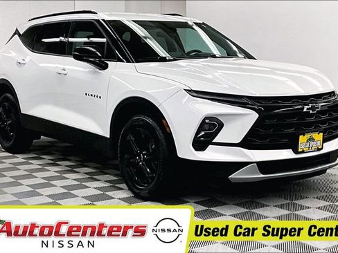 Used 2023 Chevrolet Blazer LT w/ Midnight/Sport Edition image 1
