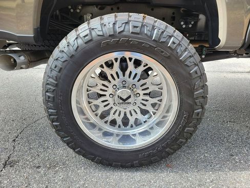 Used 2026 Ford F350 King Ranch w/ FX4 Off-Road Package image 5