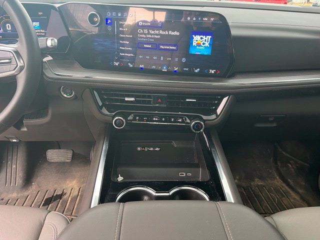 Used 2025 Chevrolet Tahoe LT w/ Comfort Package RWD image 9