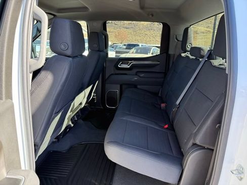 Used 2026 Chevrolet Silverado 1500 LT AWD/4WD image 27