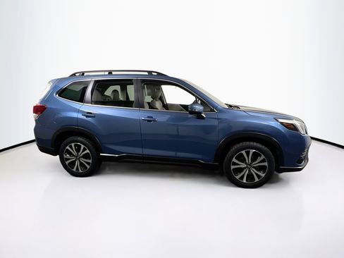 Used 2023 Subaru Forester Limited image 4