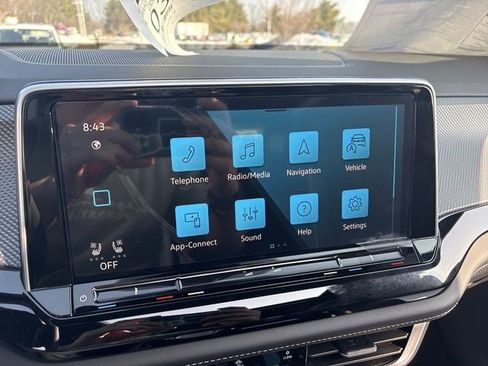 New 2026 Volkswagen Atlas Cross Sport SEL Premium R-Line image 24