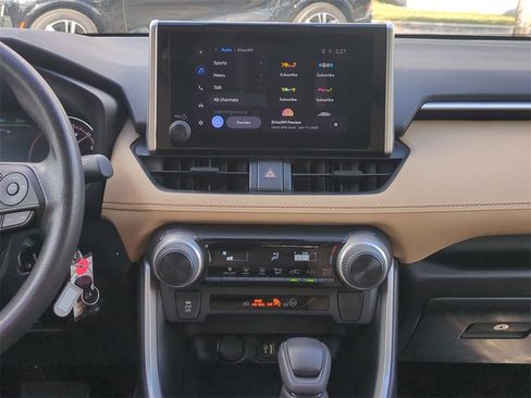 Used 2023 Toyota RAV4 LE image 18