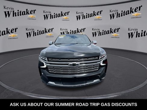 Certified 2021 Chevrolet Suburban Premier w/ Premium Package RWD image 3