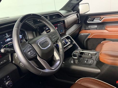 Used 2025 GMC Sierra 1500 Denali Ultimate AWD/4WD image 22