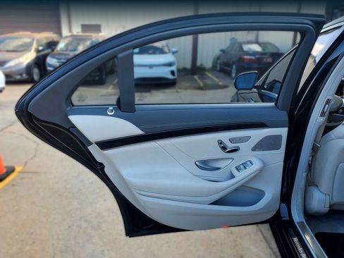 Used 2016 Mercedes-Benz S 550 4MATIC Sedan image 62