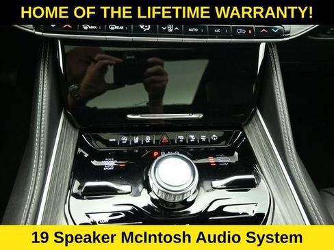 Used 2023 Jeep Wagoneer L Series III w/ Premium Group I AWD/4WD image 27