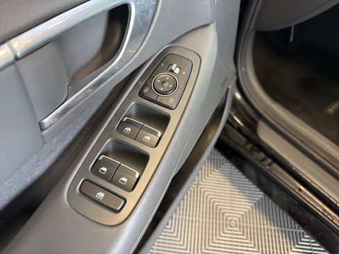 Used 2020 Hyundai Sonata SEL Plus w/ Tech Package image 12