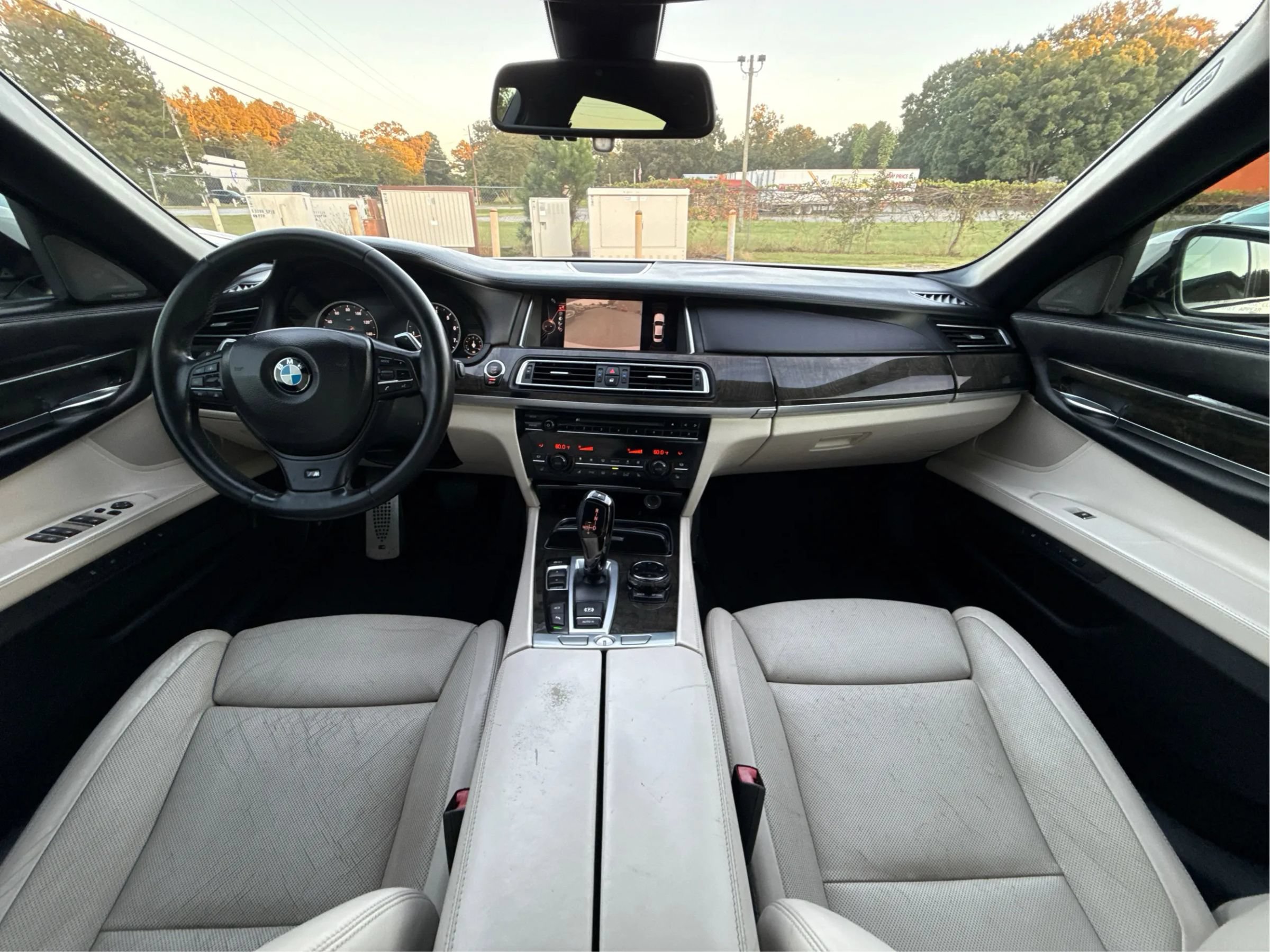 Used 2015 BMW 750Li RWD image 34