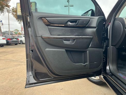 Used 2015 GMC Acadia Denali image 12