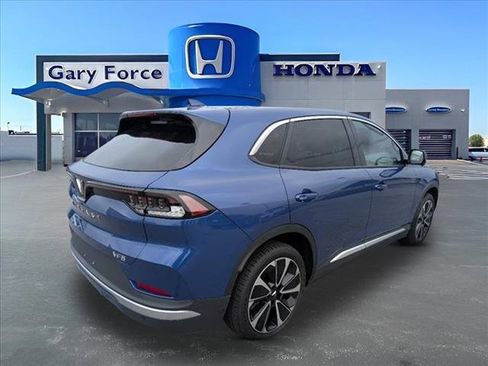 New 2025 VinFast VF 8 Plus image 2