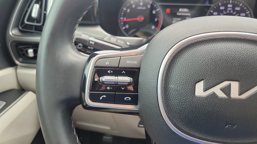 Used 2022 Kia Sorento S w/ Panoramic Sunroof Package FWD image 20