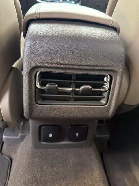 Used 2023 Lincoln Corsair Reserve w/ Equipment Group 201A AWD/4WD image 21
