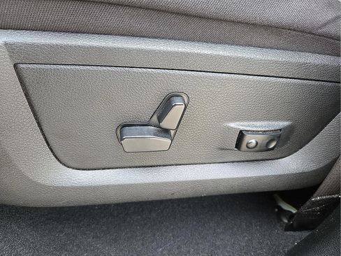 Used 2023 RAM 1500 Classic SLT w/ Trailer & Traction Group image 15