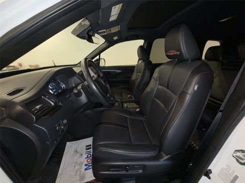 Used 2022 Honda Passport TrailSport image 13