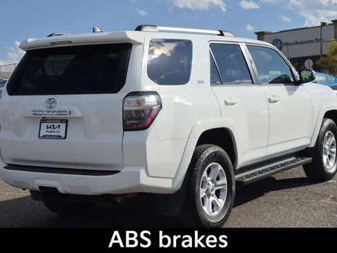 Used 2020 Toyota 4Runner TRD Off-Road Premium image 6