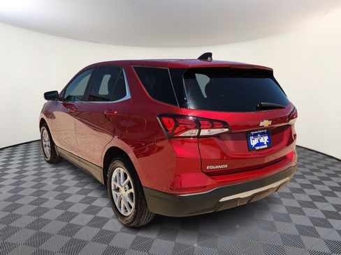 Used 2024 Chevrolet Equinox LT FWD image 3