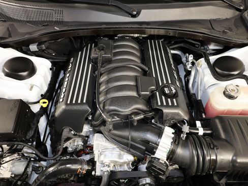 Used 2023 Chrysler 300 C RWD image 36