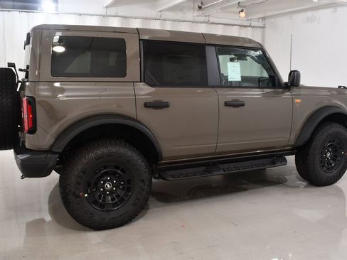 New 2026 Ford Bronco Badlands AWD/4WD image 11