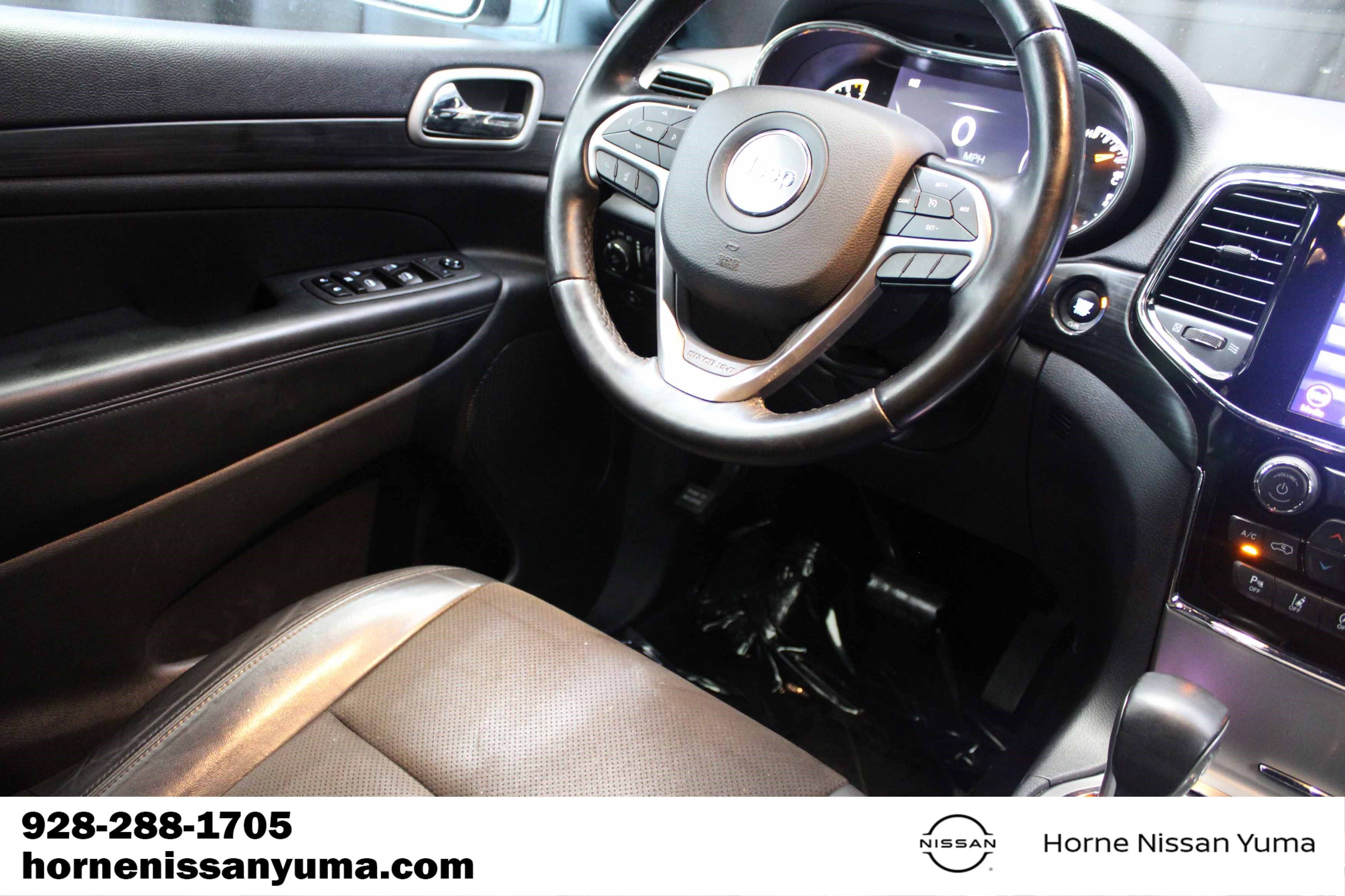 Used 2020 Jeep Grand Cherokee Altitude RWD image 8