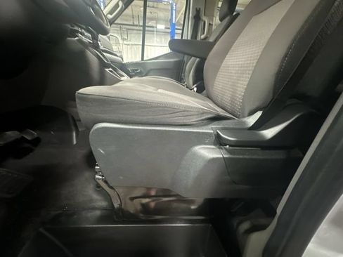 Used 2025 Ford Transit 350 XLT RWD image 18