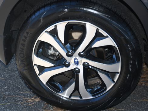 Used 2022 Subaru Outback Touring w/ Popular Package #2 image 24