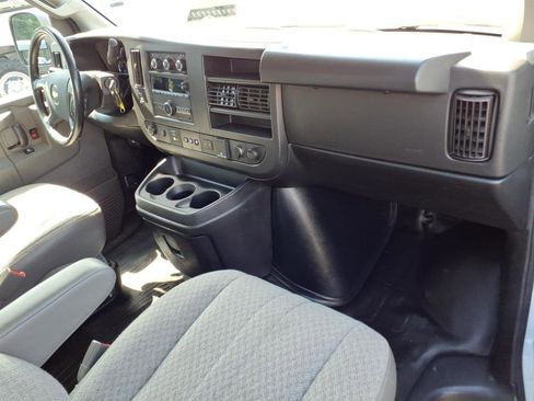 Used 2022 Chevrolet Express 2500 w/ Driver Convenience Package RWD image 11